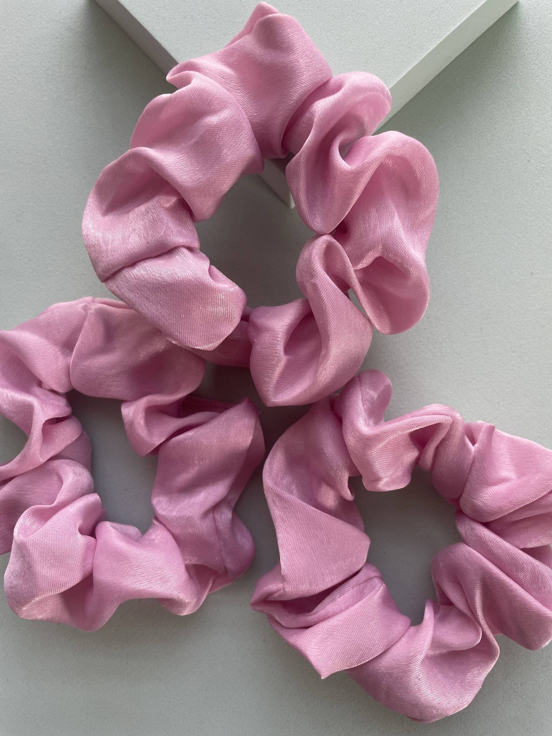 scrunchie-sweet-pink-natural-polish-cosmetics-in-uk-bc-organic